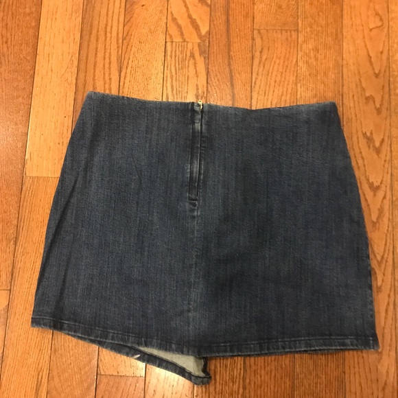 Express Ruffled Denim Mini Skirt - Picture 2 of 2